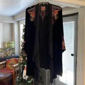 NWOT Johnny Was velvet embroidered kimono size XXL